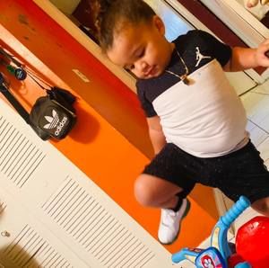 Meet your Posher, Yuri